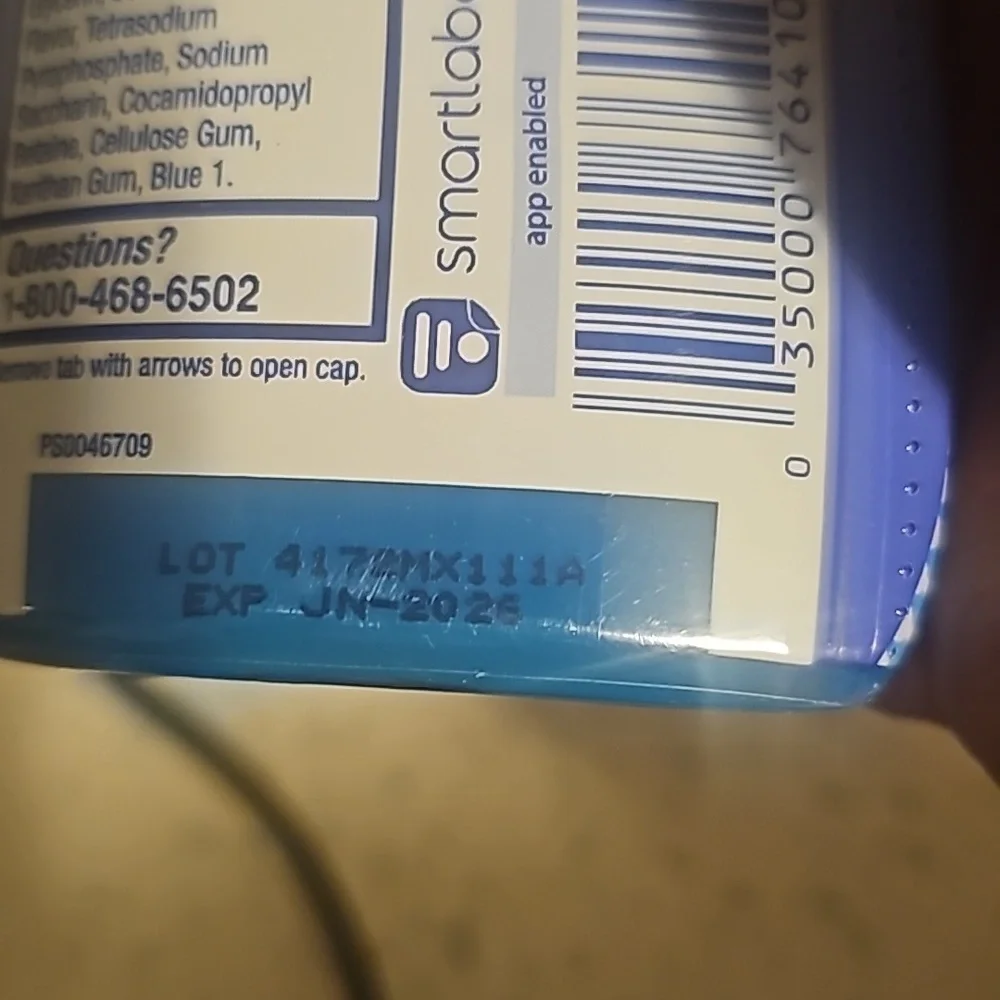 Shampoo/Conditioner,  Toothpaste, and Razor Bundle - Picture 3 of 5